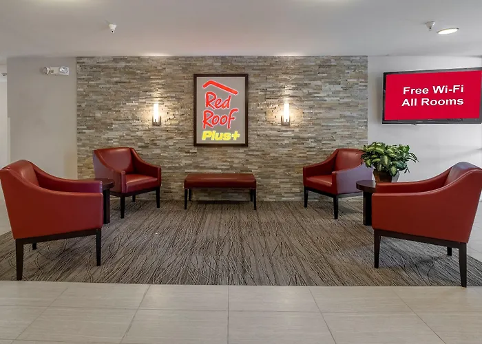 Red Roof Inn Plus Boston - Mansfield - Foxboro