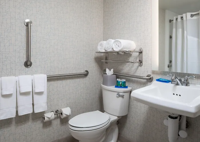 Holiday Inn Express Atlanta Airport-College Park By Ihg