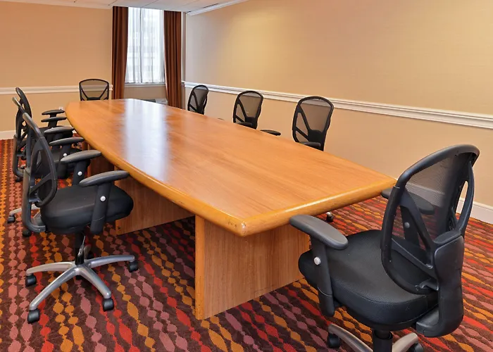 Holiday Inn New London By Ihg