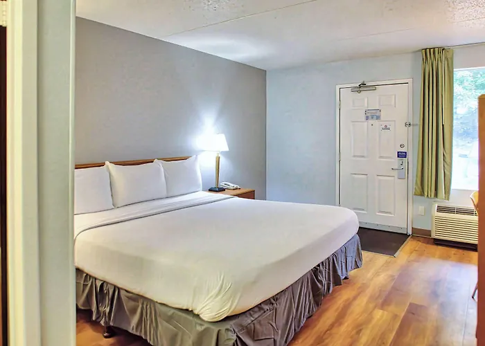 Motel 6 Buffalo Ny Airport Williamsville