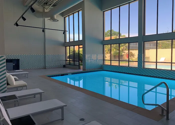 Holiday Inn Baton Rouge-South By Ihg