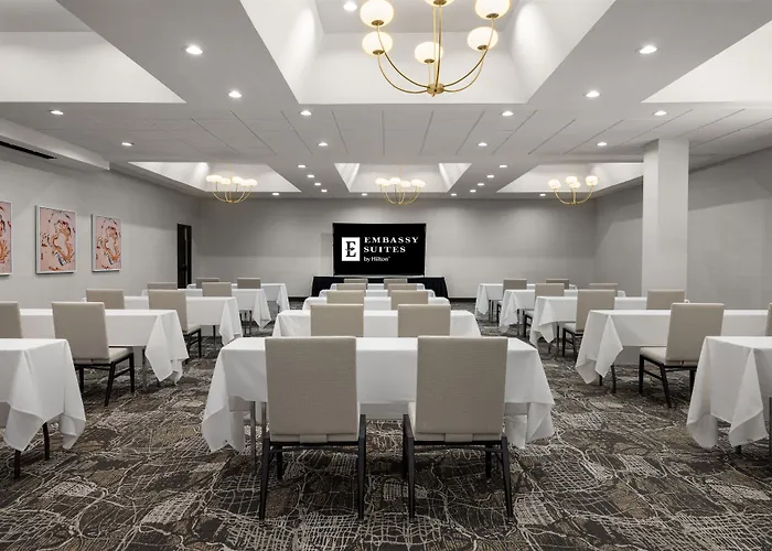 Embassy Suites By Hilton Cincinnati Northeast - Blue Ash