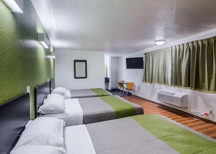 Motel 6-Childress, Tx