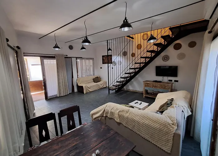 Katara Gili, Boutique Rooms And Bungalows