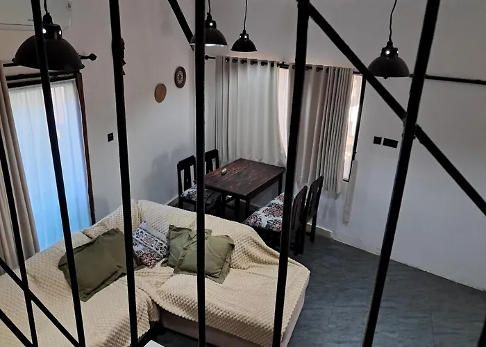 Katara Gili, Boutique Rooms And Bungalows