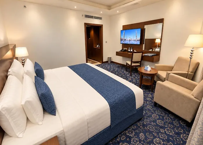 Zaha Al Munawara Hotel