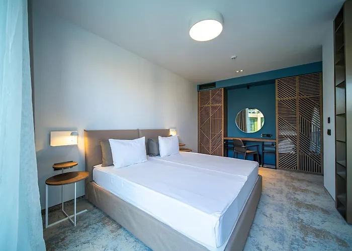 Hvd Reina Del Mar - Premium Spa Service & Free Parking