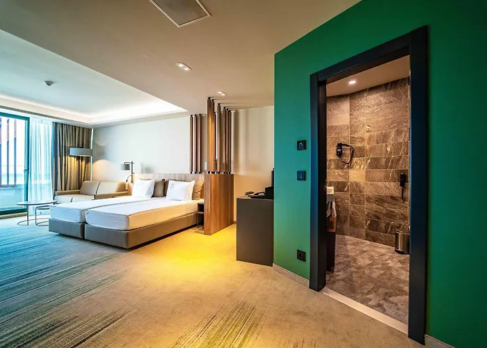 Hvd Reina Del Mar - Premium Spa Service & Free Parking