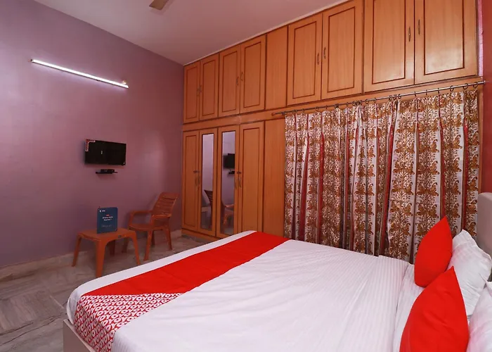 Hotel O Omm Sai Plaza