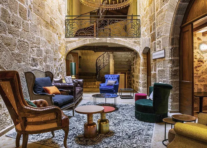 Mercure Figeac Viguier Du Roy