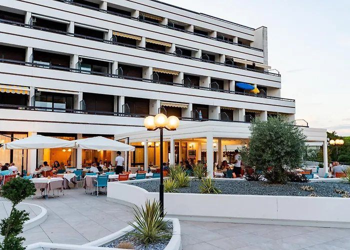 Hotel Touring