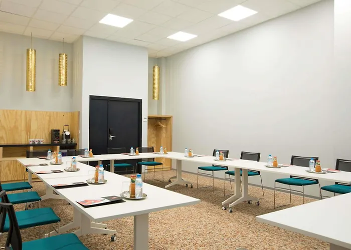 Ibis Abdelmoumen Casa Centre