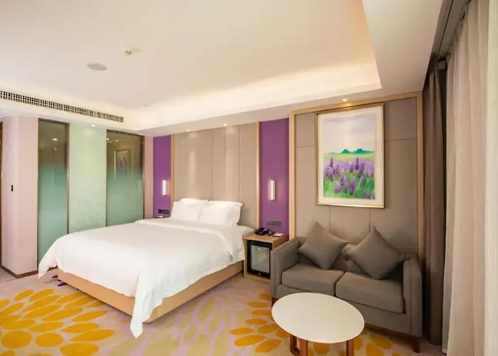 Lavande Hotel Jiangmen Golf Club