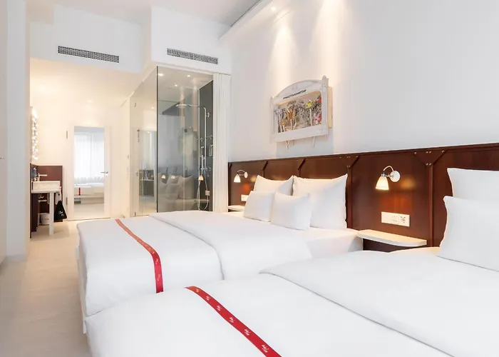 Ruby Ella Hotel Cologne By Ihg