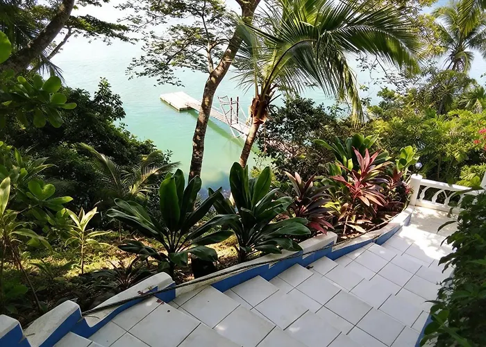 Hotel Boca Brava Lodge, Cabanas Rusticas Con Vista Al Mar, En Isla Boca Brava, Boca Chica, Frente A Playa, Naturaleza Y Descanso