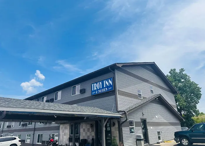 Troyinn&Suites