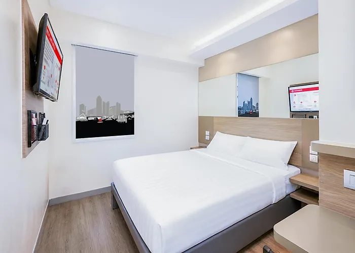 Red Planet Bgc The Fort