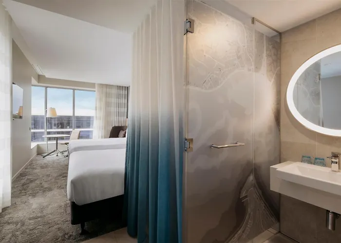 Holiday Inn & Suites Sunshine Coast, An Ihg Hotel
