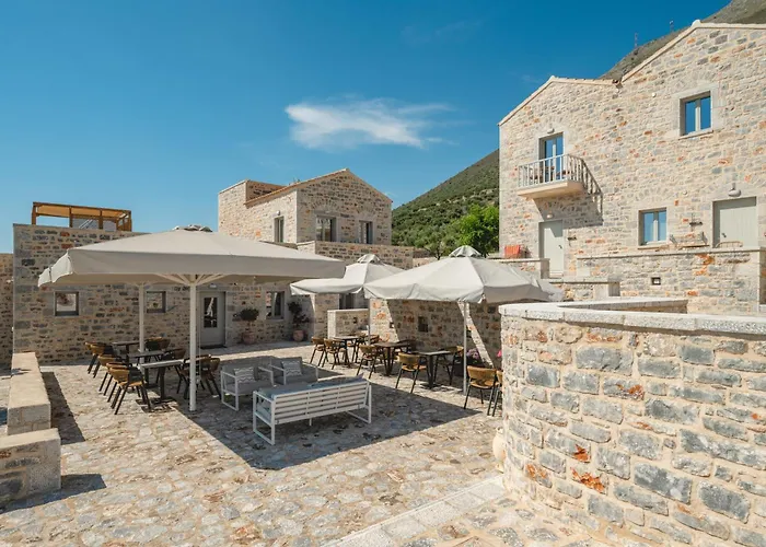 Armantanis Luxury Suites