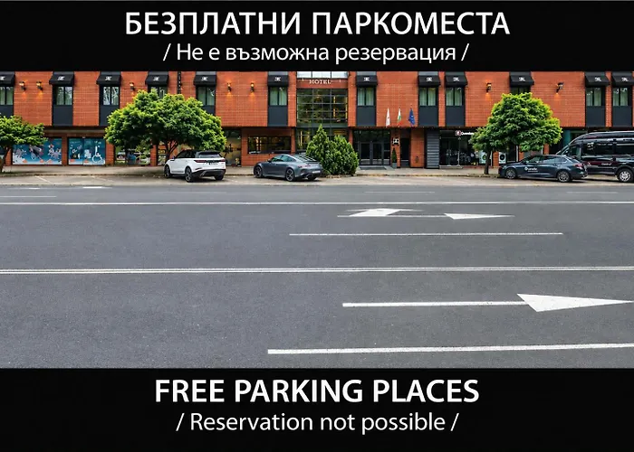 Este Park Hotel: Urban Chic Luxury with Parking Near Shopping Mall