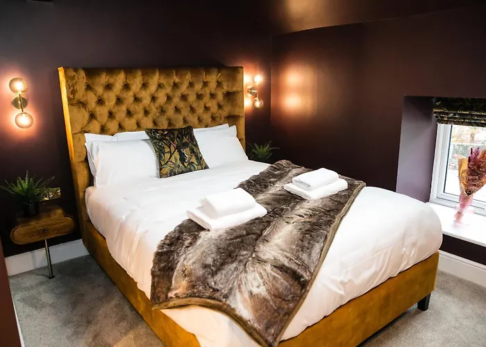 Foxlow Grange By Muse Escapes - Whole House 15 Bed