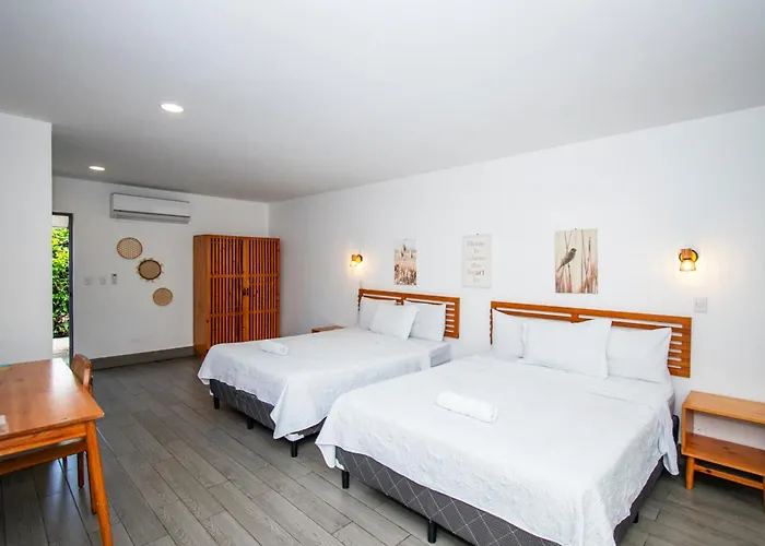 Yuli Hotel