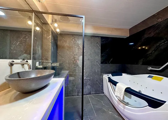 Blue Tulip - 4Mins From Mactan Airport