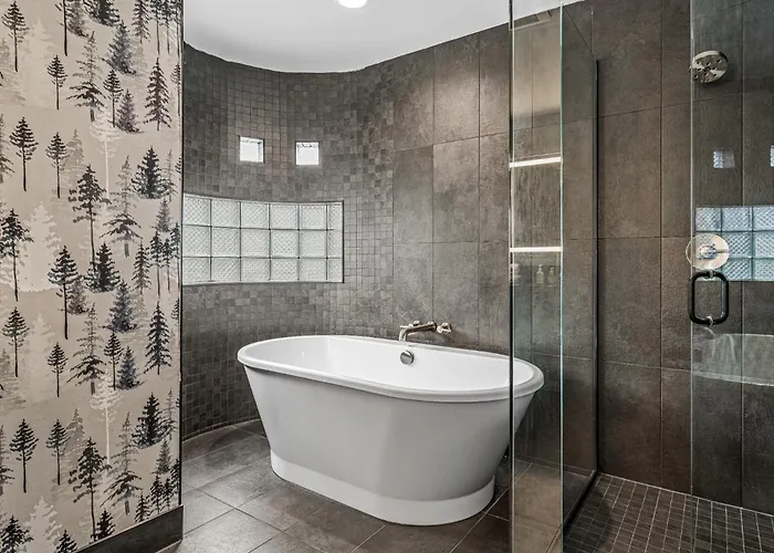 Everwild Canmore Hotel