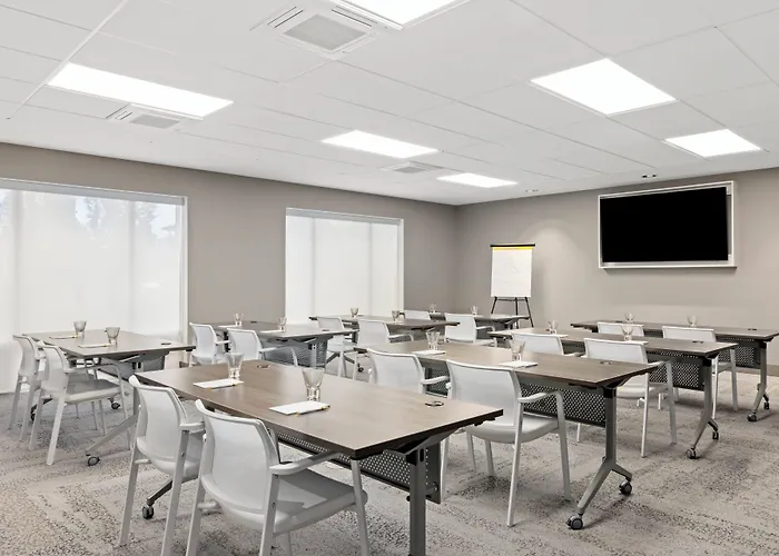 Hotel Indigo Detroit North - Troy By Ihg