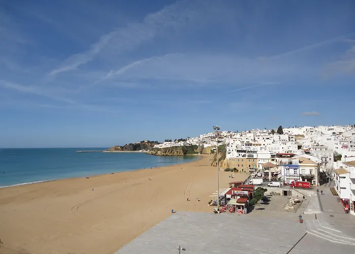 Albufeira Beach Hotel By Kavia