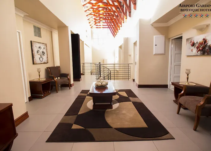 Airport Gardens Boutique Hotel