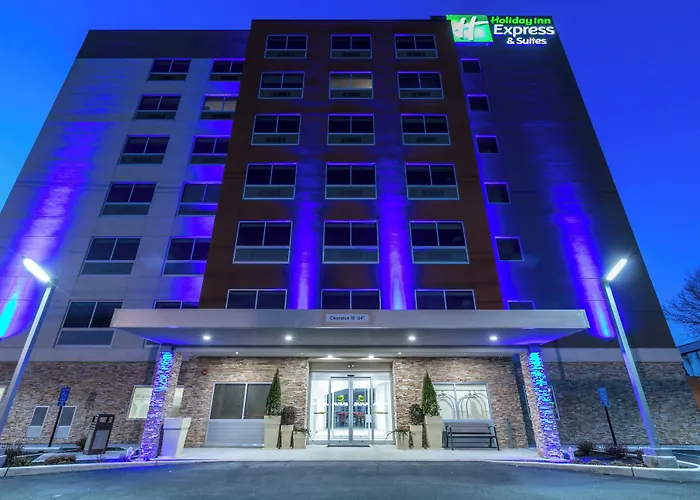Holiday Inn Express & Suites Jersey City North - Hoboken By Ihg