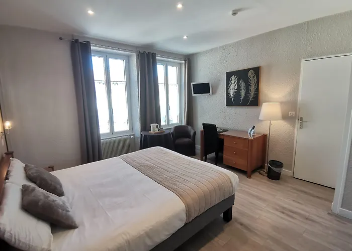 Logis Hotel Le Cerf
