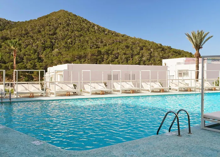 Mondrian Beach Lifestyle Resort By Accor