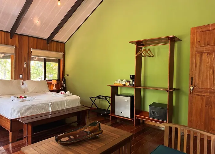 Natural Drake Bay Hotel Boutique