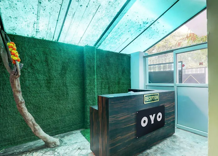 Av Hotels