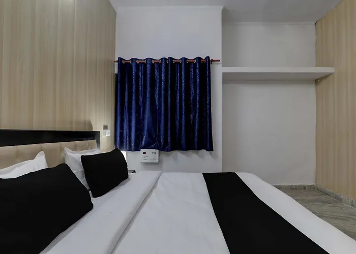 Av Hotels