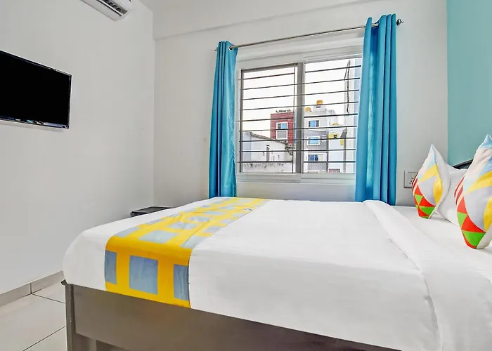 Hotel O Crystal Inn