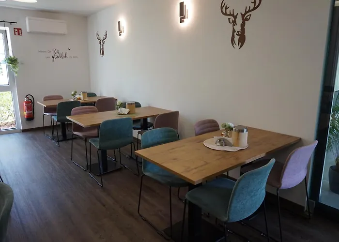 Hotel & Appartements Nice Garni - Klimatisiert Ac- Naehe Legoland Guenzburg - Familienfreundlich