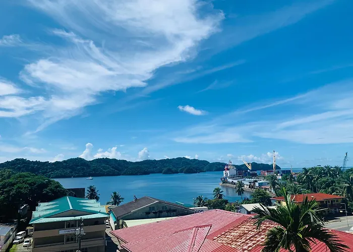 Belau Almond Hotel 贝尔曼酒店