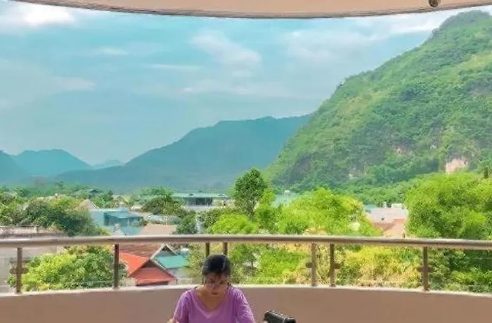 Ngoc Bach Hotel