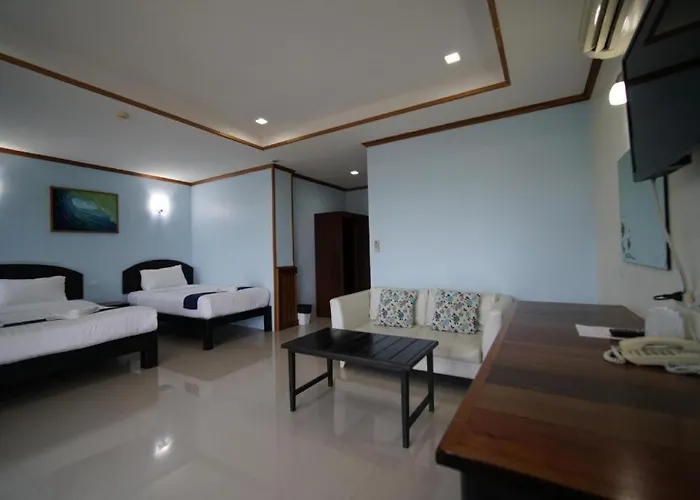 Sea Mountain Khanom Hotel
