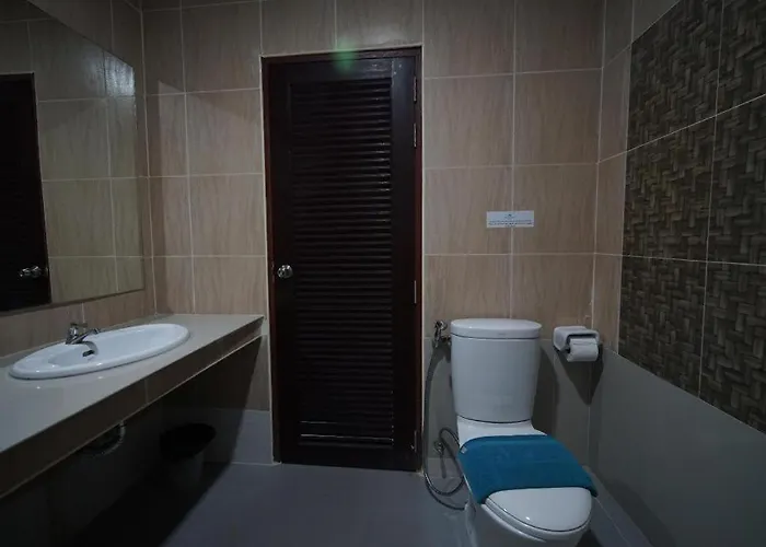 Sea Mountain Khanom Hotel