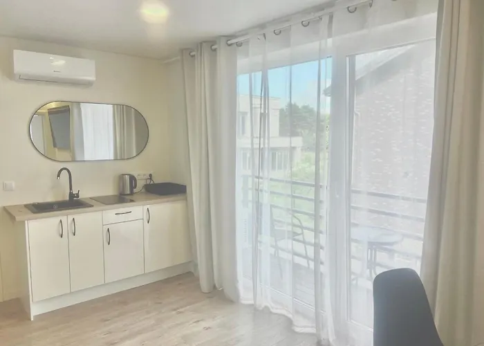 Seaside Apartments 4