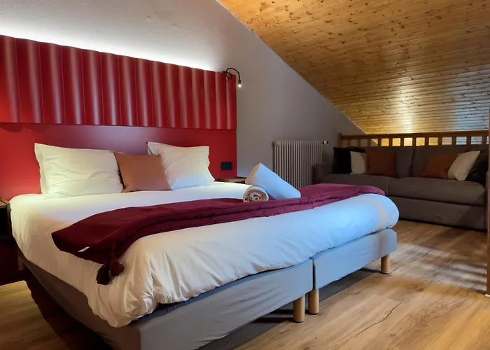 Alpeen Hotel