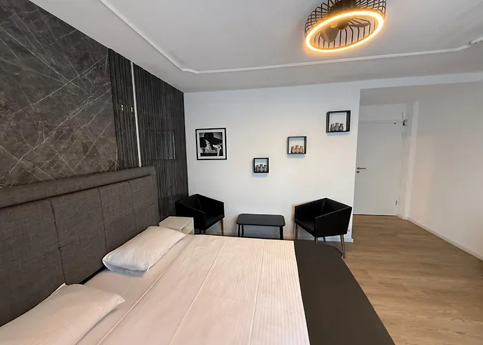 Dido Diamond Hotel