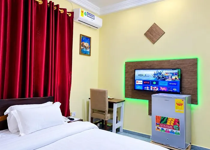 Senalli Hotel