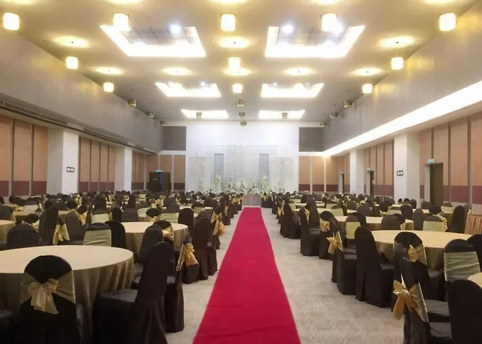 Hotel Grand Baron