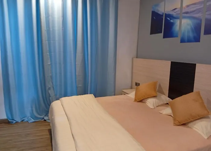 Dhiffushi Tourist Hotel