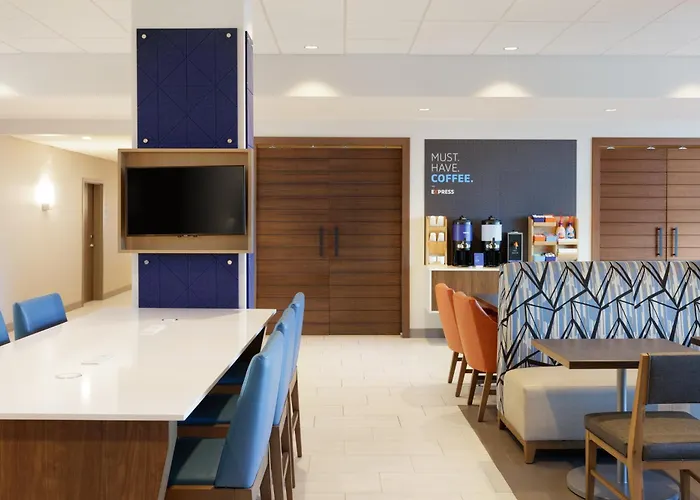 Holiday Inn Express & Suites Denison West By Ihg